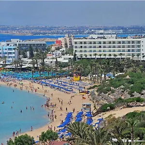 Nelia & 4*, Ayia Napa Cypern