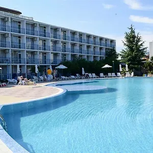 Balaton Szálloda Napospart